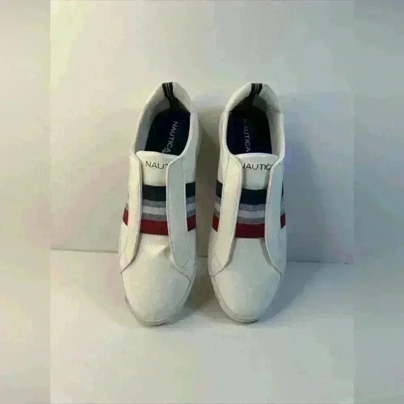 Nautica Bennet White Stripe Band Women’s Memory Foam Casual Slip On Sz 10 - Picture 1 of 8